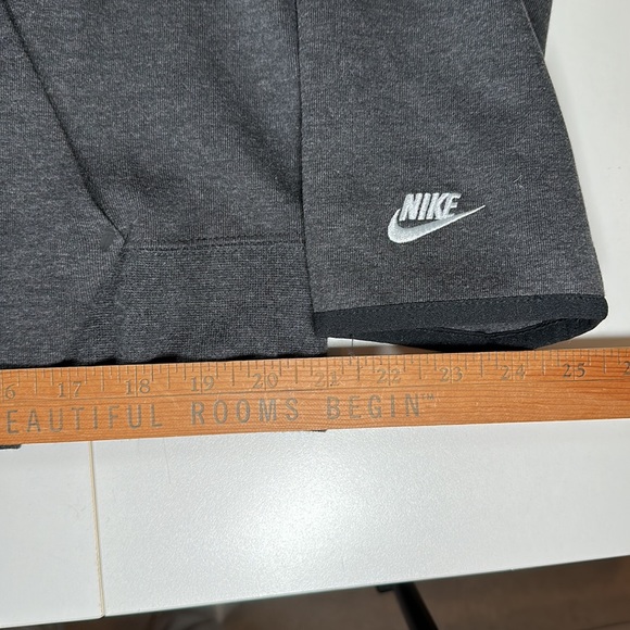 Men’s Nike Football Tech Fleece Crewneck Longsleeve sweatshirt Charcoal sz L - Picture 4 of 5